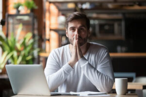 ocê saber a diferença entre freelance e trabalhador com vínculo empregatício anotado na carteira de trabalho?